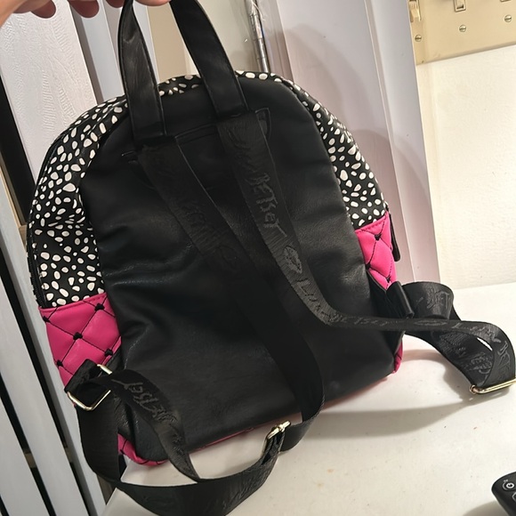 Betsey Johnson Pink Fuchsia Quilted Faux Leather Backpack Purse W/Panda Plush - Picture 5 of 8